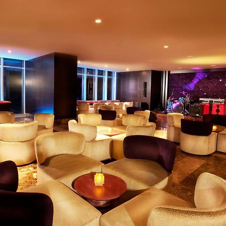 Megapolis Hotel Panama İç mekan fotoğraf The lounge at the hotel