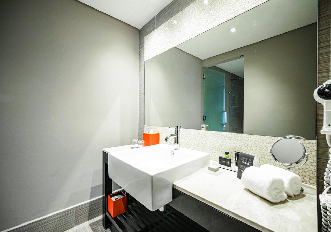 Megapolis Hotel Panama Dış mekan fotoğraf Bathroom
