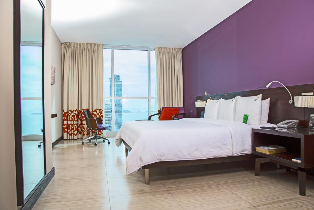 Megapolis Hotel Panama Dış mekan fotoğraf A room at the hotel